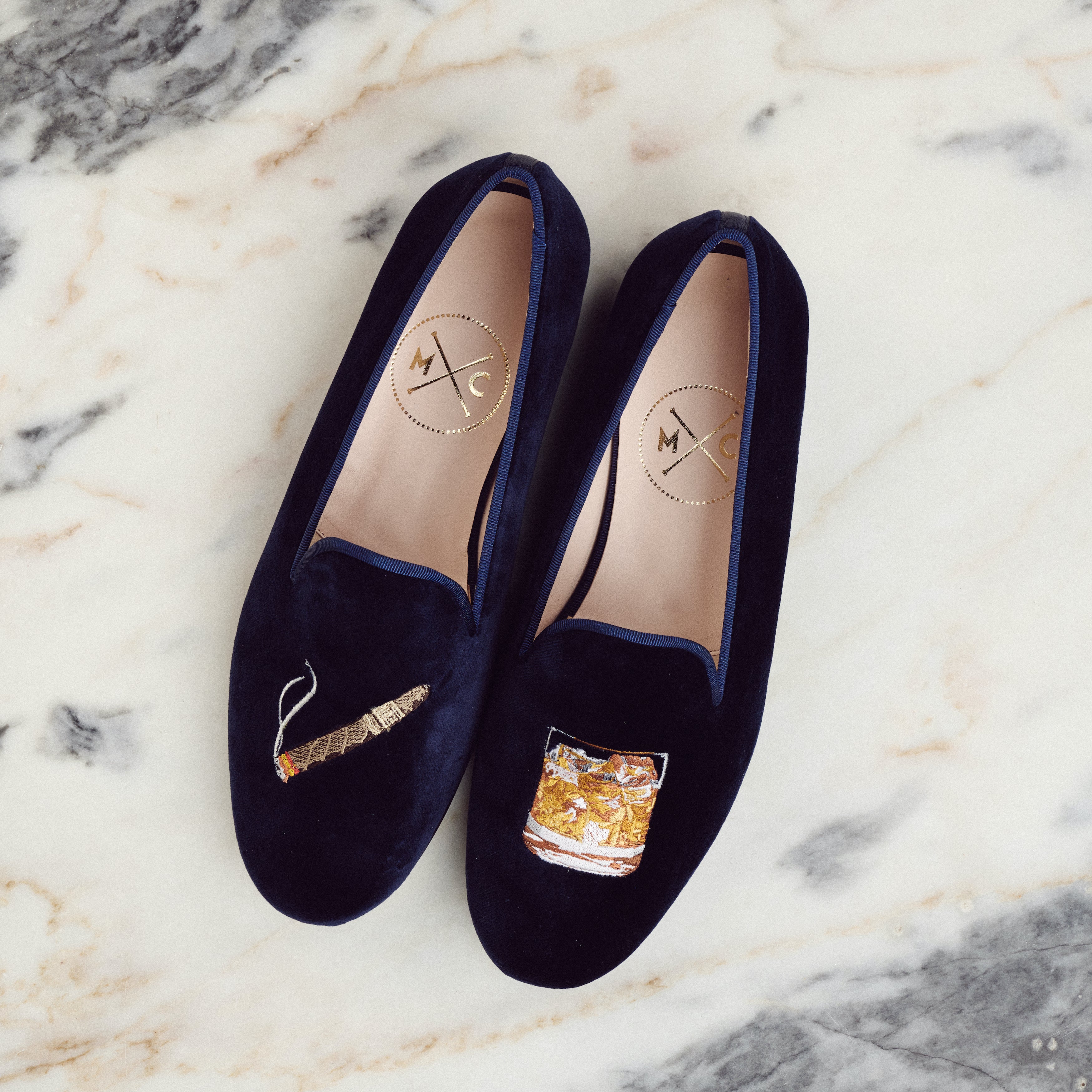 Crushed best sale velvet slippers